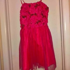 Girls bright pink fancy dress size 16